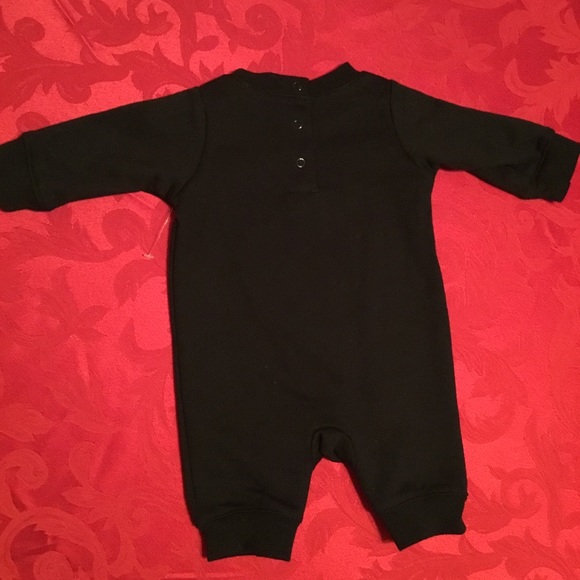 🔴⚫️⚪️ 🆕 NEWBORN BABY BOY ONESIE ⚪️⚫️🔴 - Picture 5 of 6